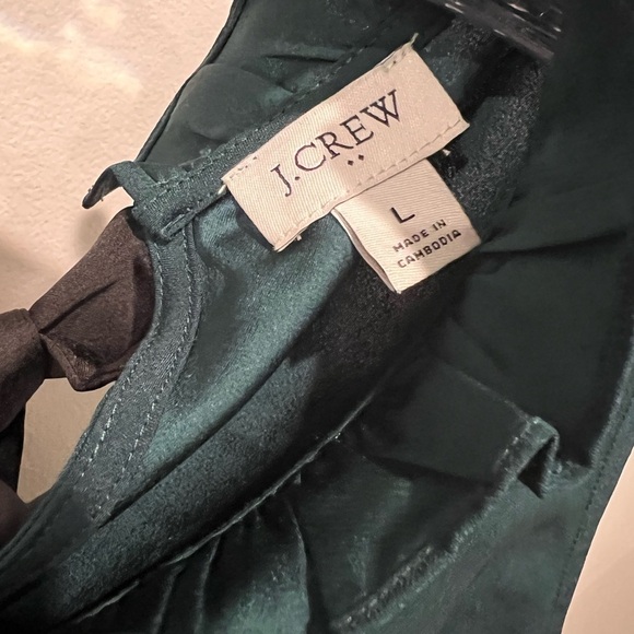 J. Crew Emerald Green Ruffled Neck Sleeveless Top With Black Tie Neck Size L - Picture 3 of 11